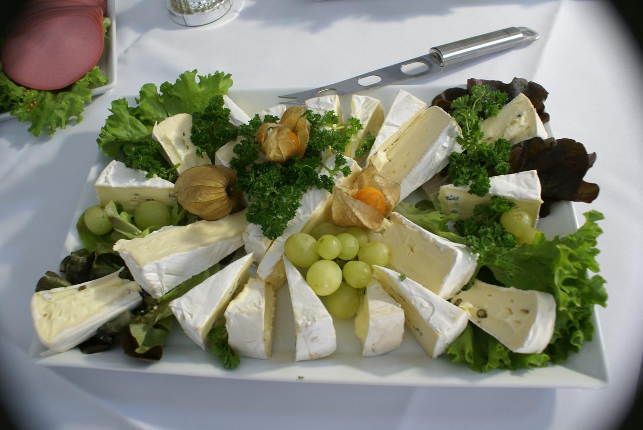 Boffzen Hotel Garni Alte Post מראה חיצוני תמונה