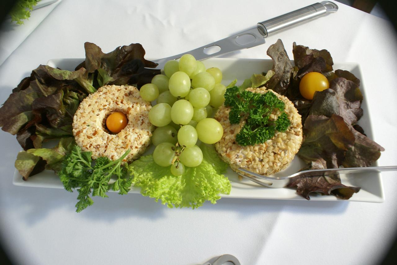 Boffzen Hotel Garni Alte Post מראה חיצוני תמונה